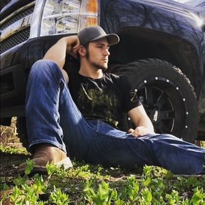 Meet your Posher, Ray